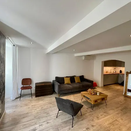 Appartement Moderne - Rue Pietonne Ajaccio *